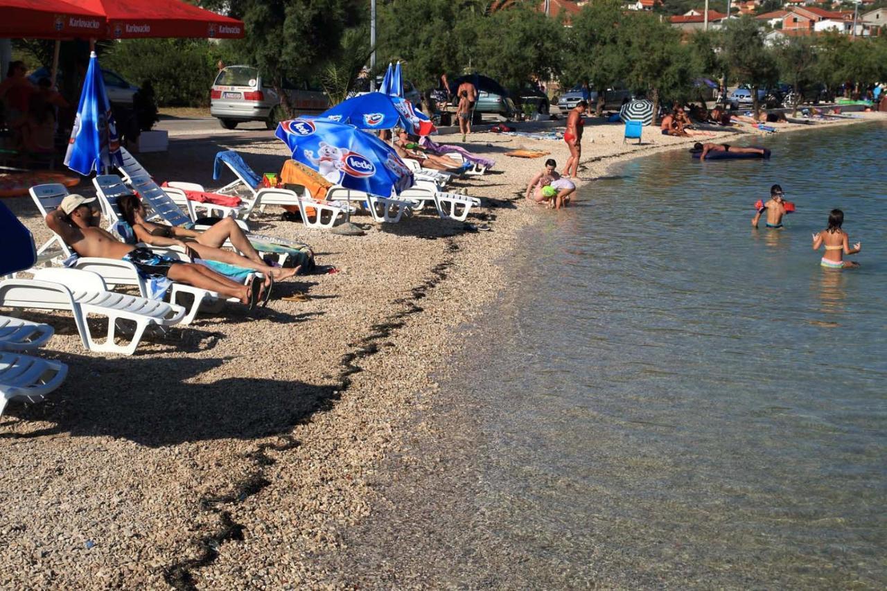 Apartments By The Sea Vinisce, Trogir - 5229 Esterno foto