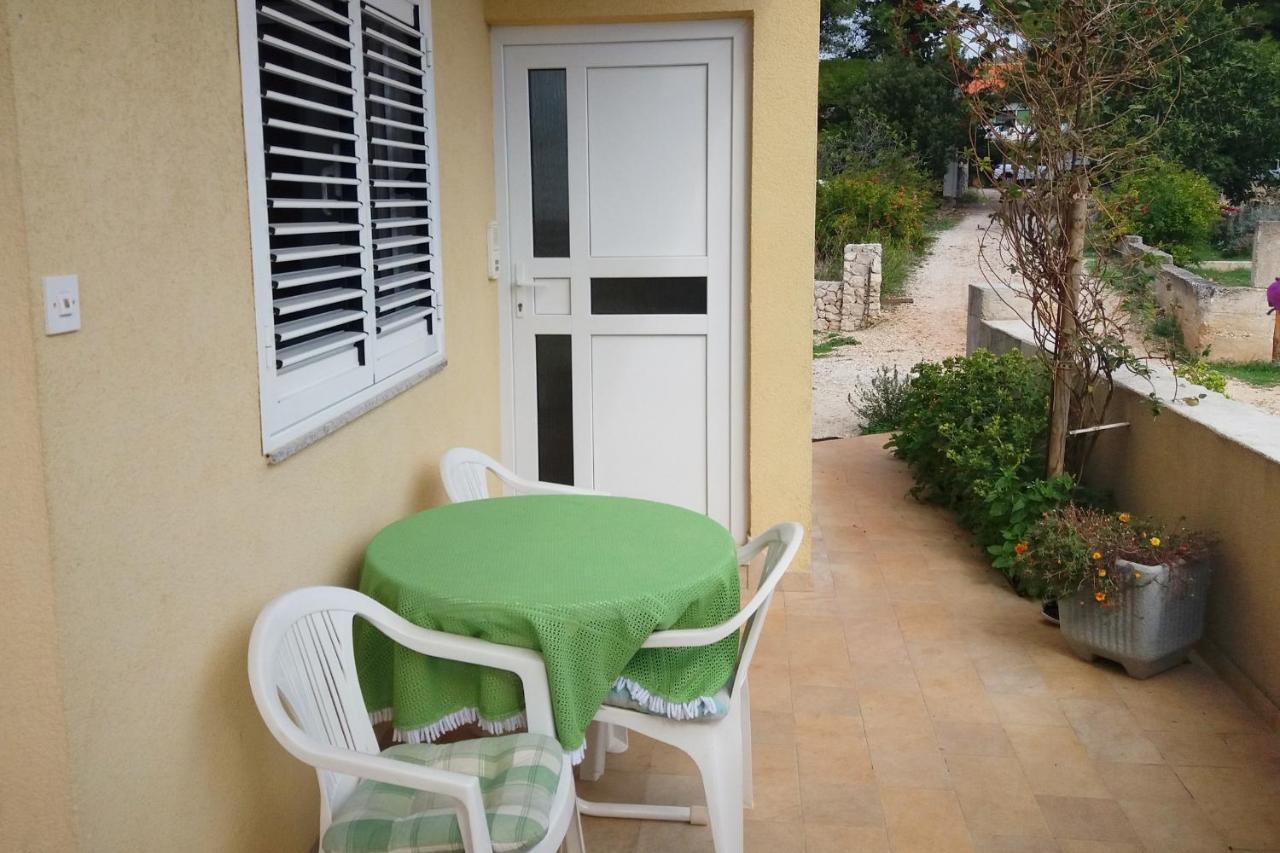 Apartments By The Sea Vinisce, Trogir - 5229 Esterno foto
